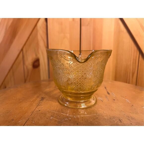 FEDERAL GLASS NORMANDIE BOUQUET & LATTICE YELLOW CREAMER - Picture 4 of 8